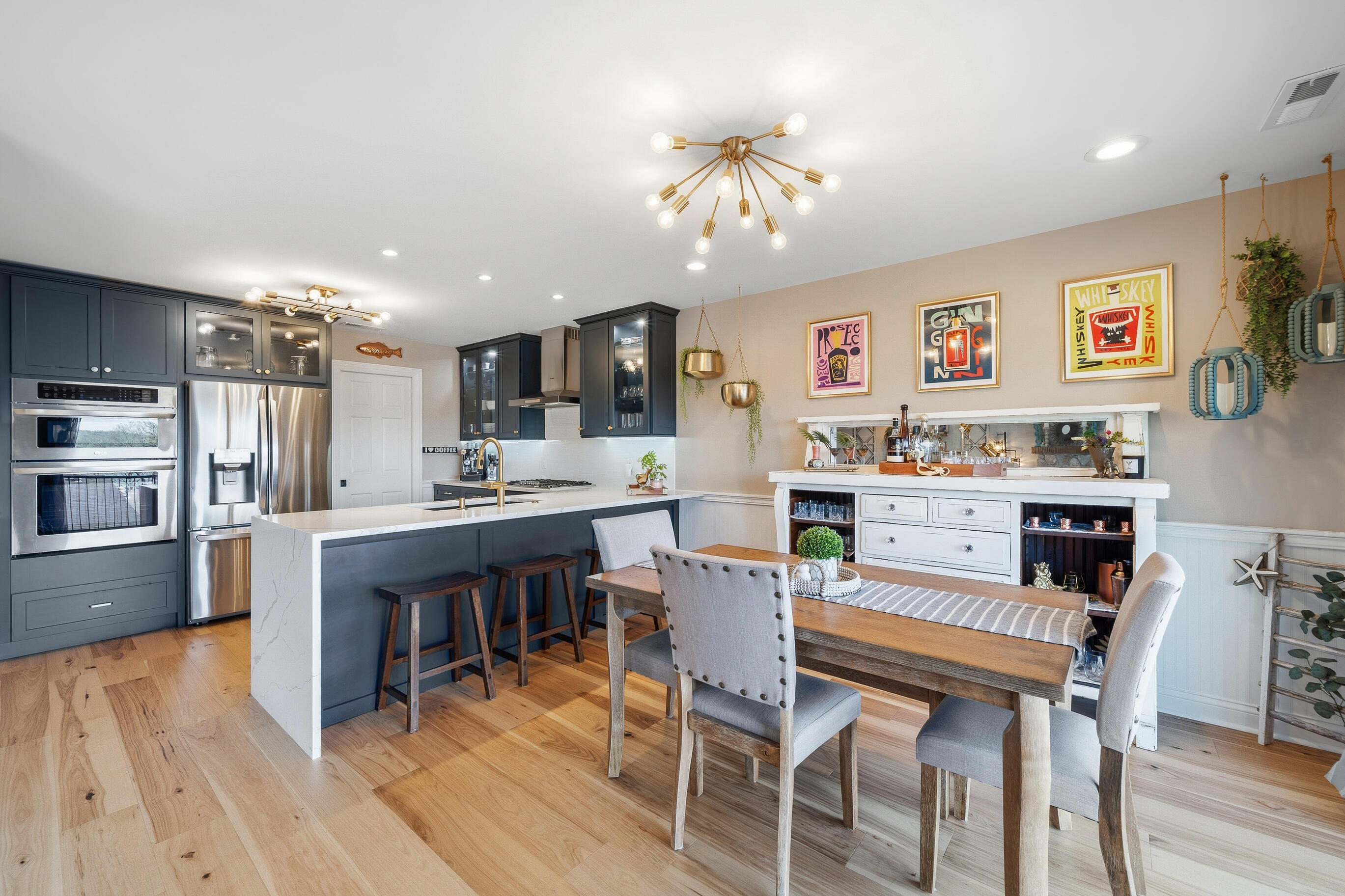 1070 S Lake Shore Dr Unit: 11 2-B