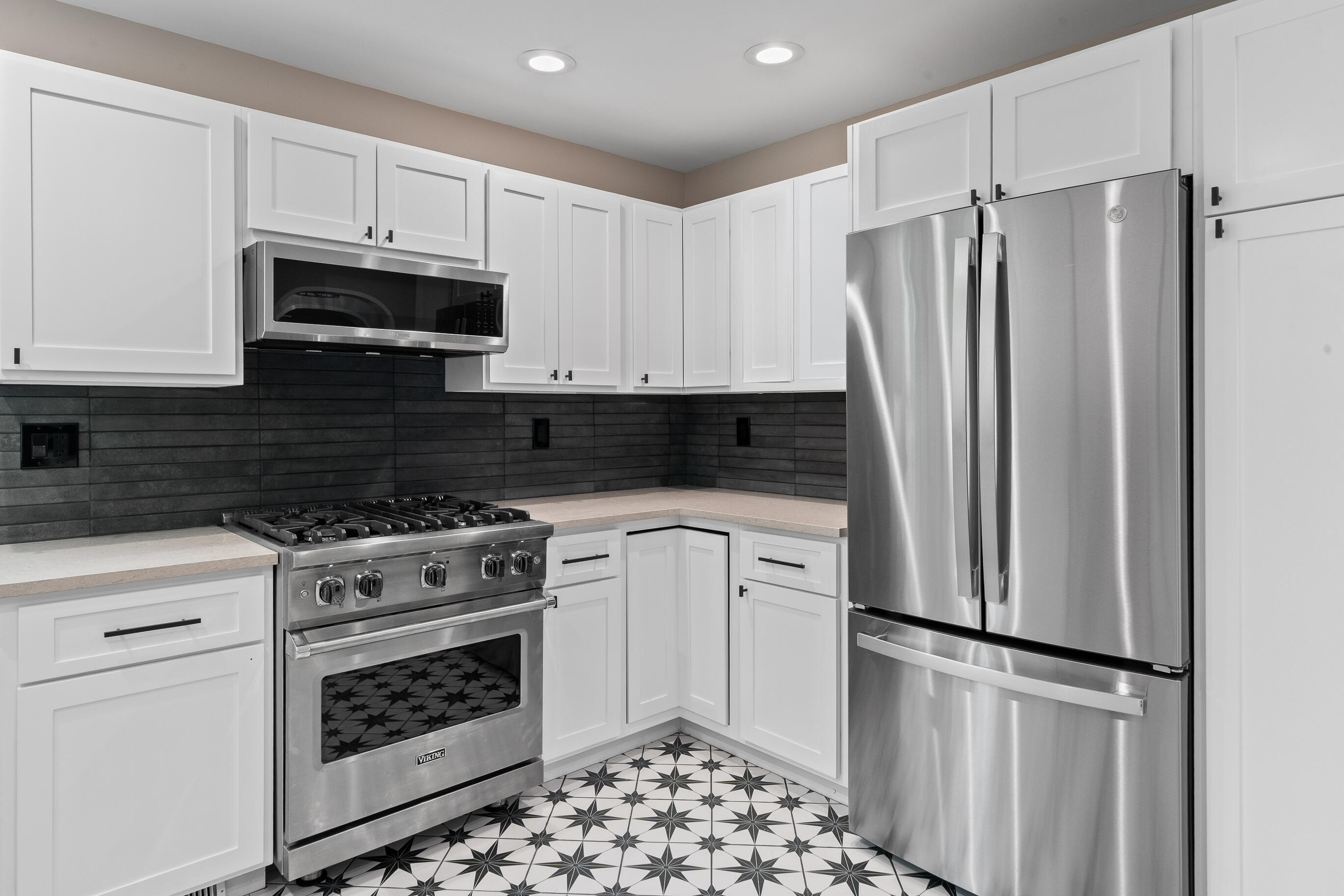 225 Waubun Dr