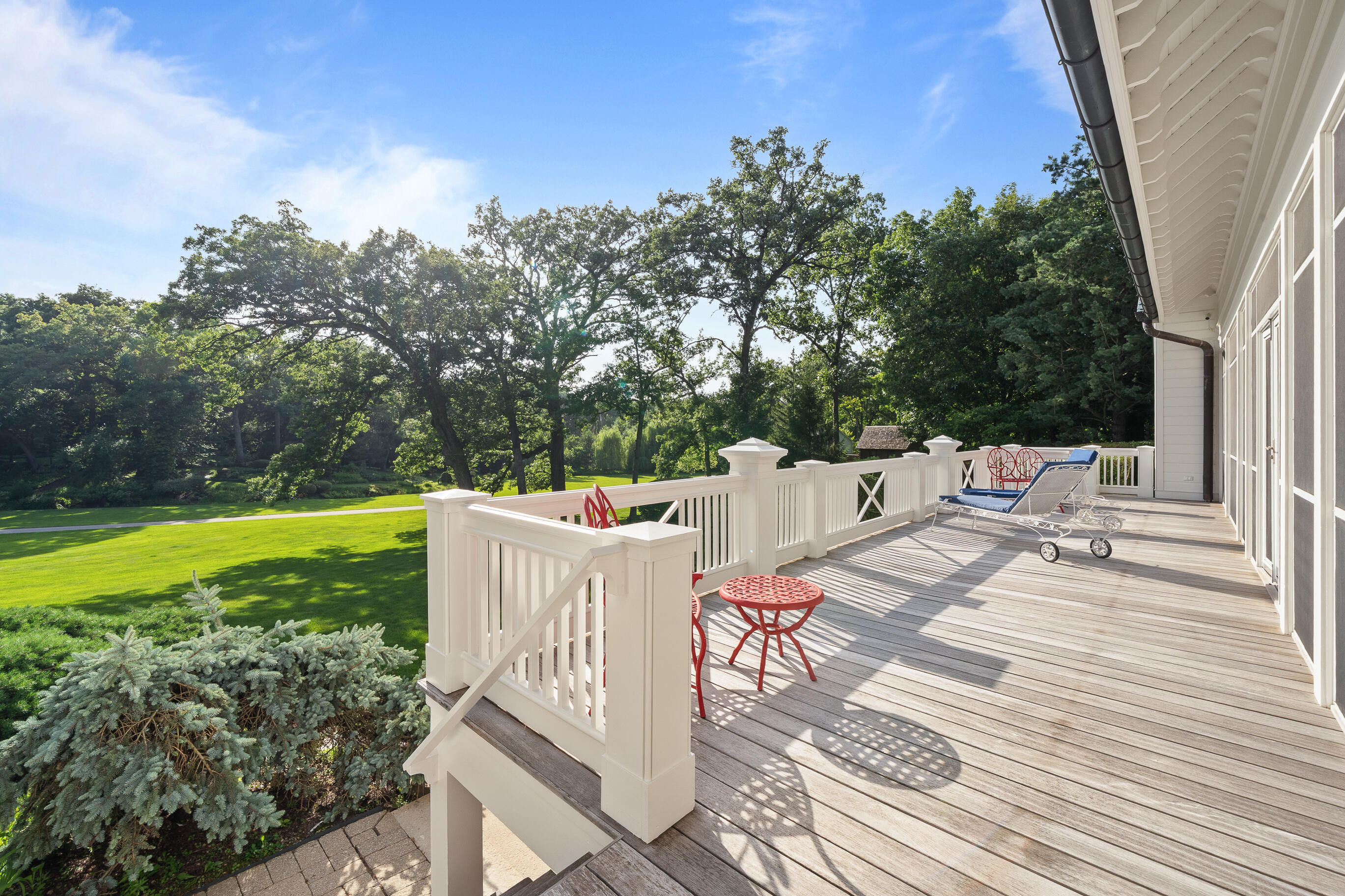 N1807 Sidney Smith Ln