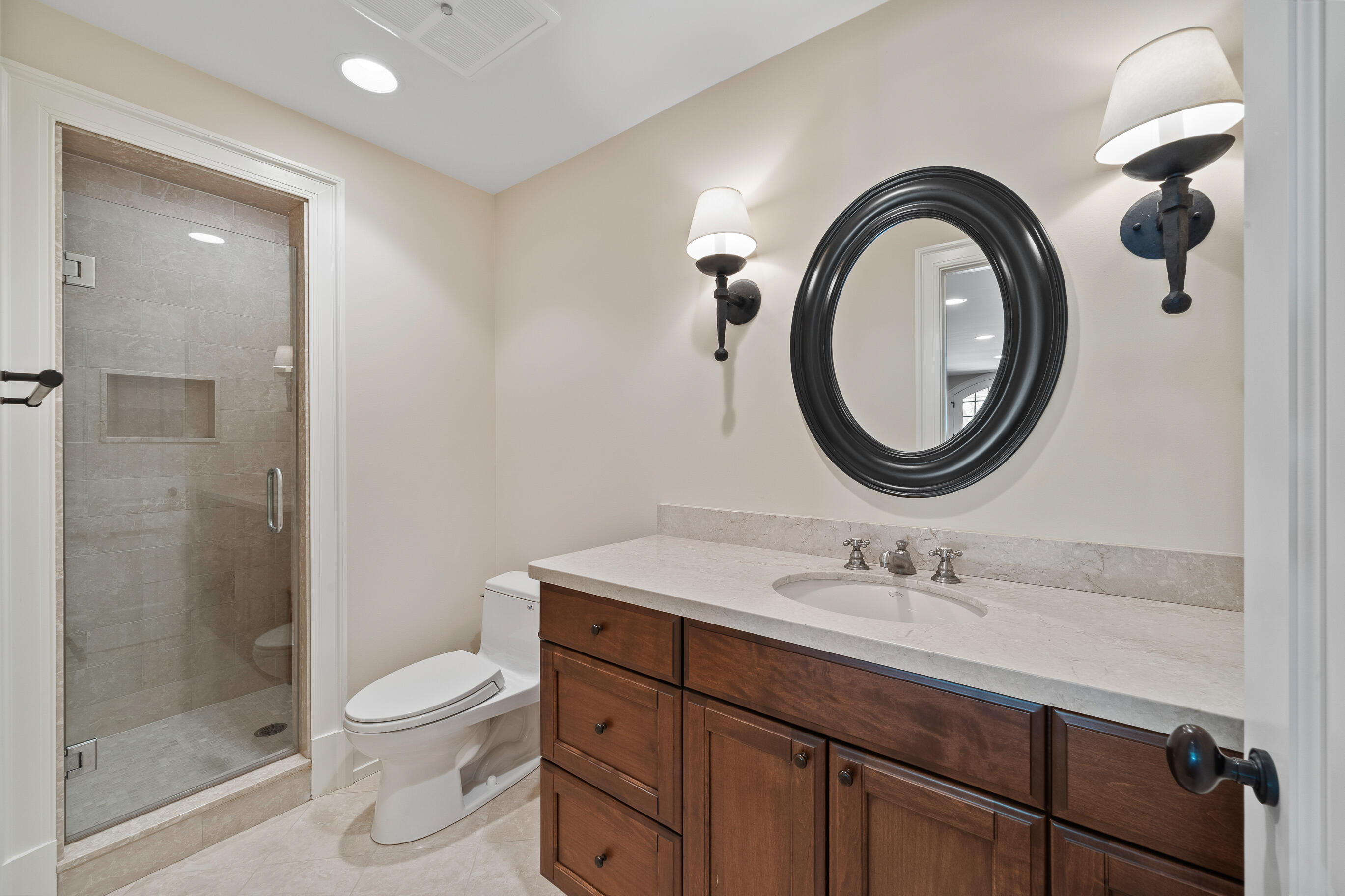N1807 Sidney Smith Ln