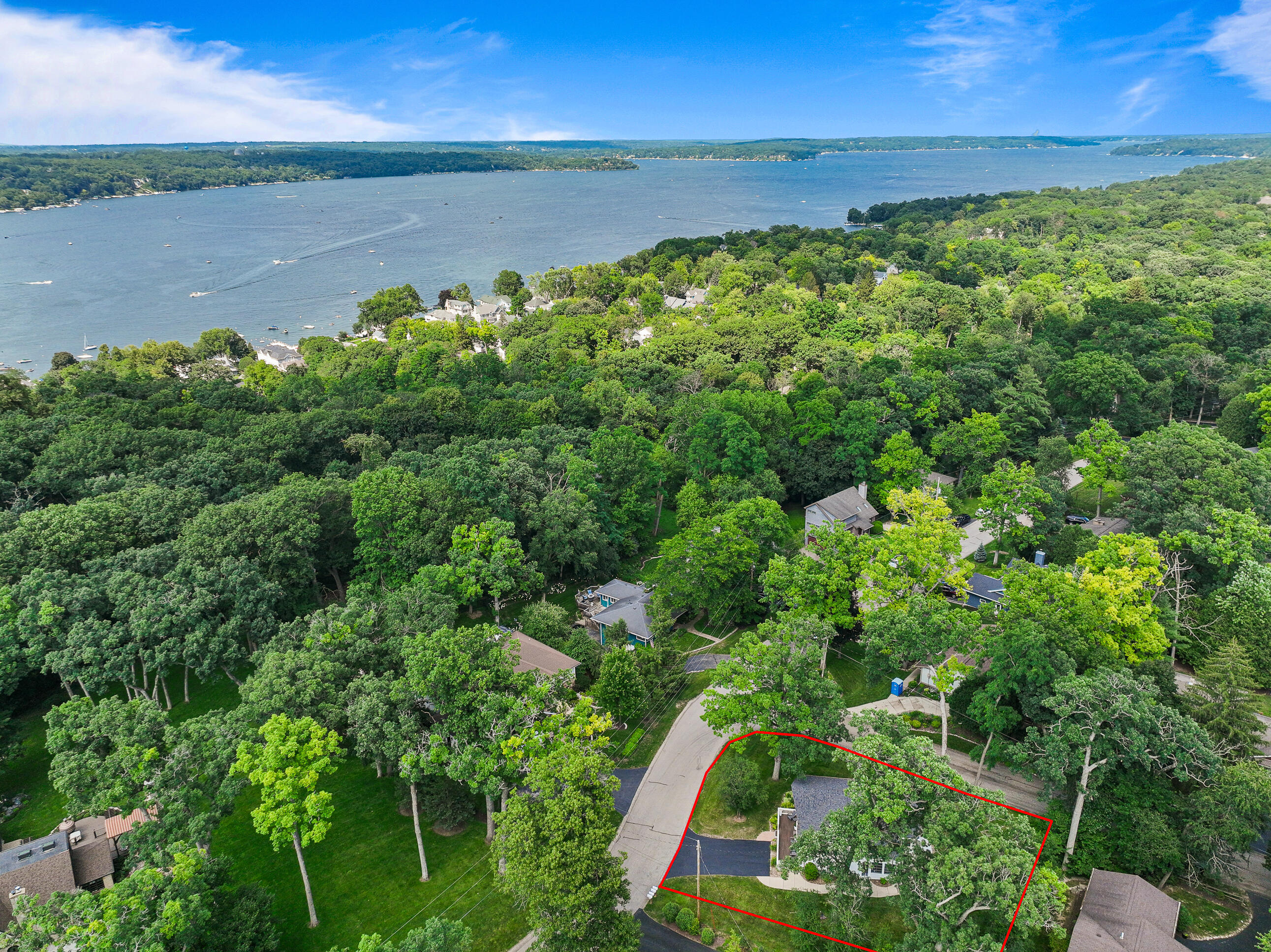 413 Hillcrest Dr