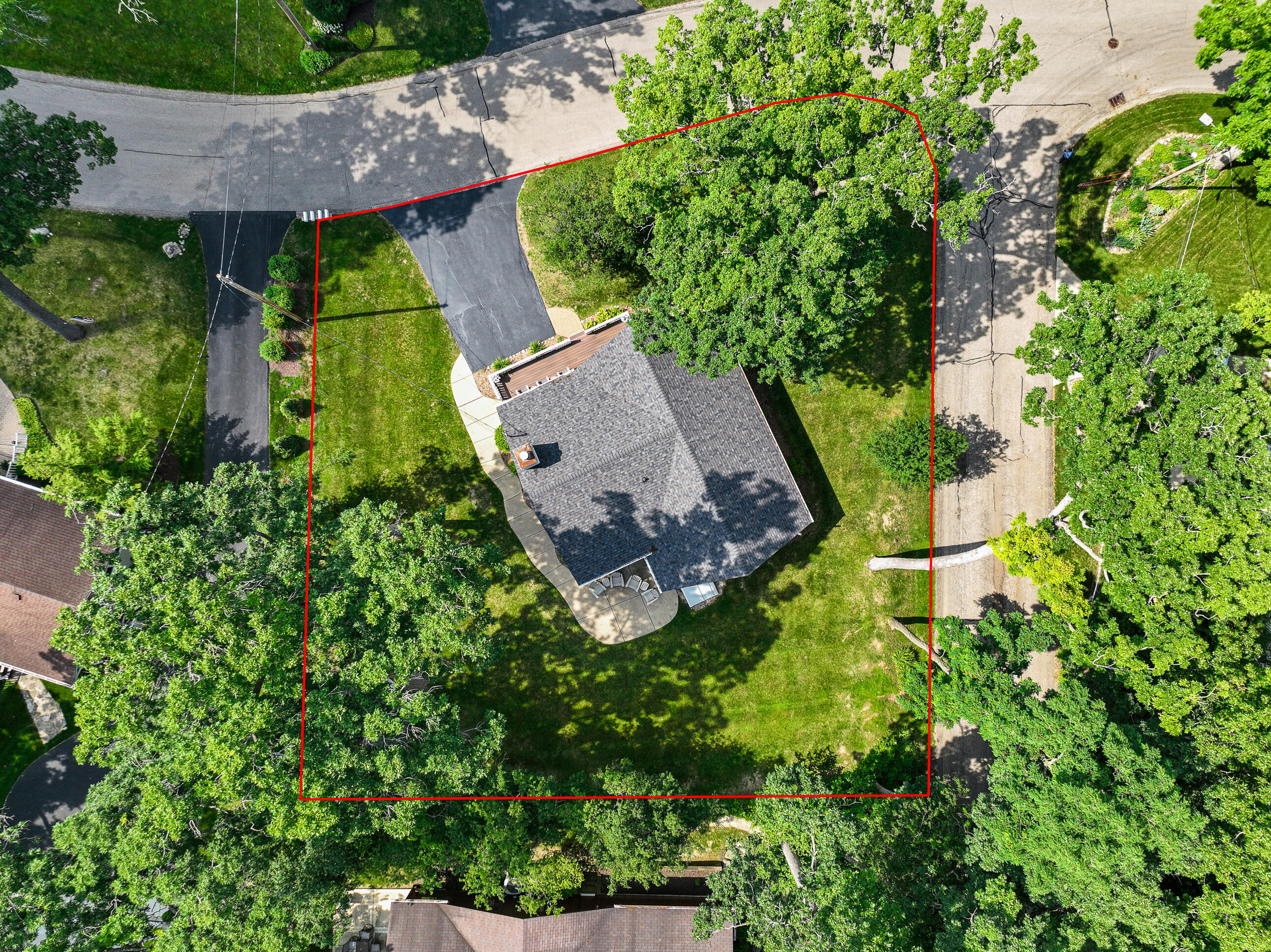 413 Hillcrest Dr