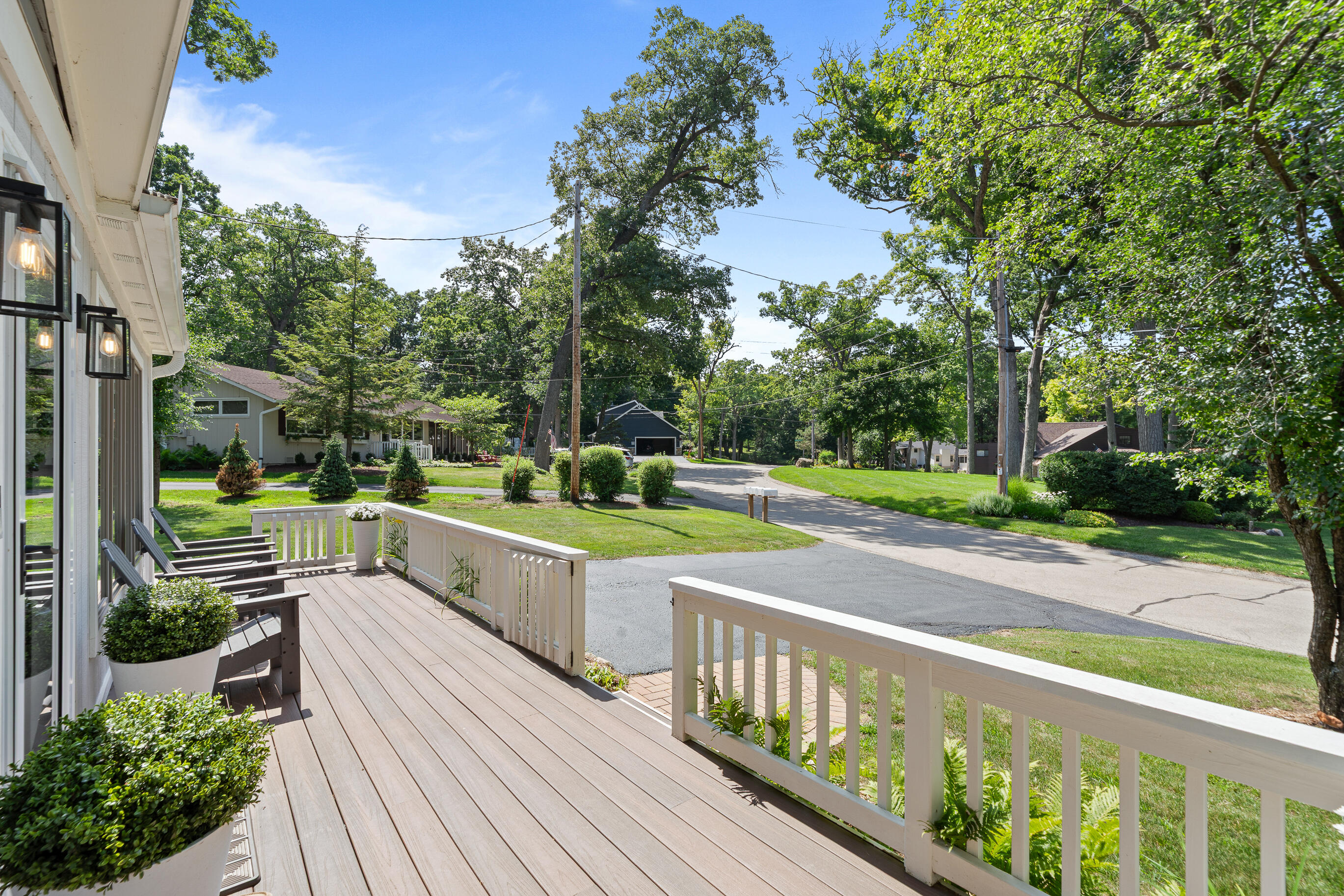 413 Hillcrest Dr