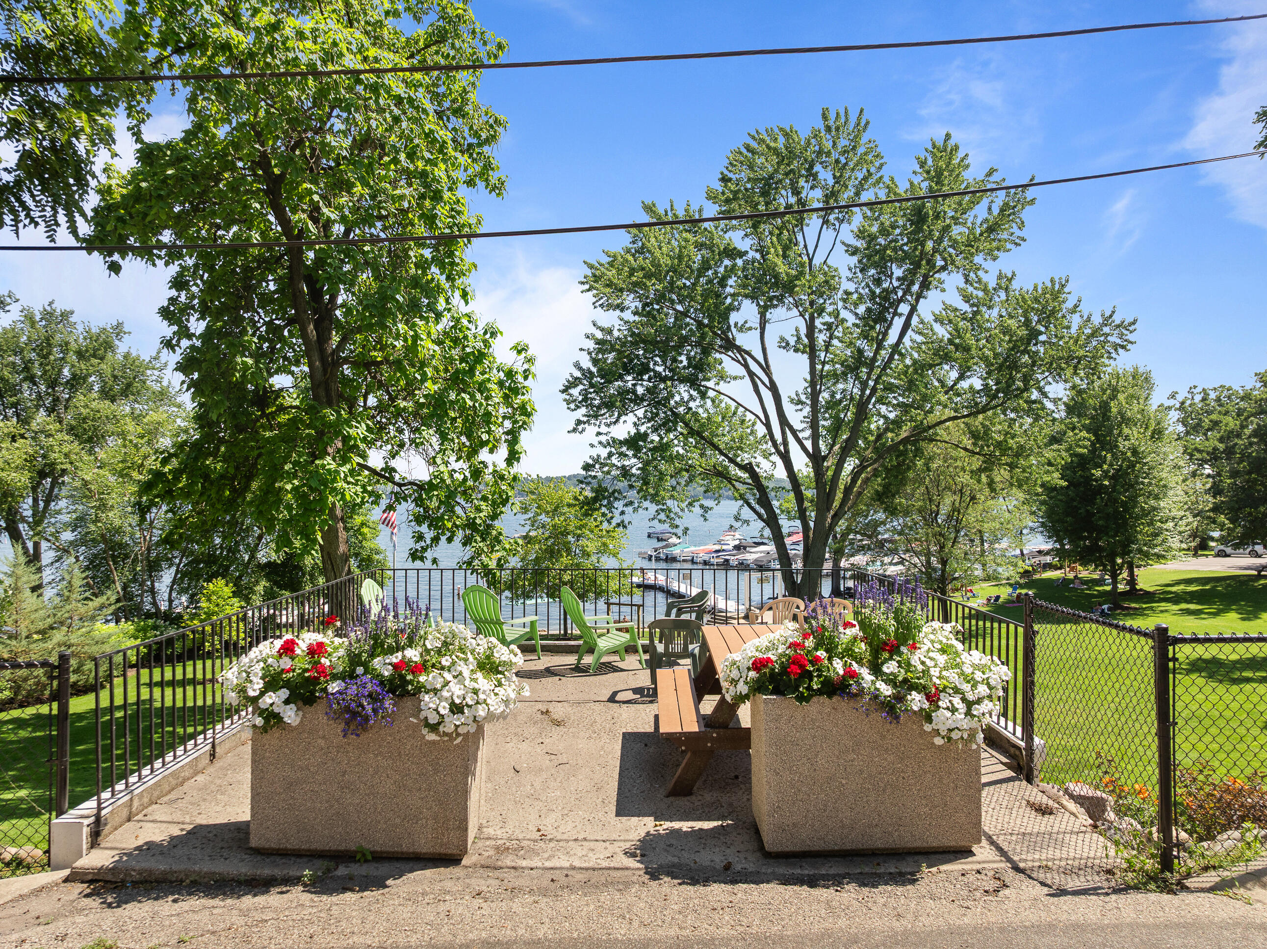 N2345 Greenview Dr