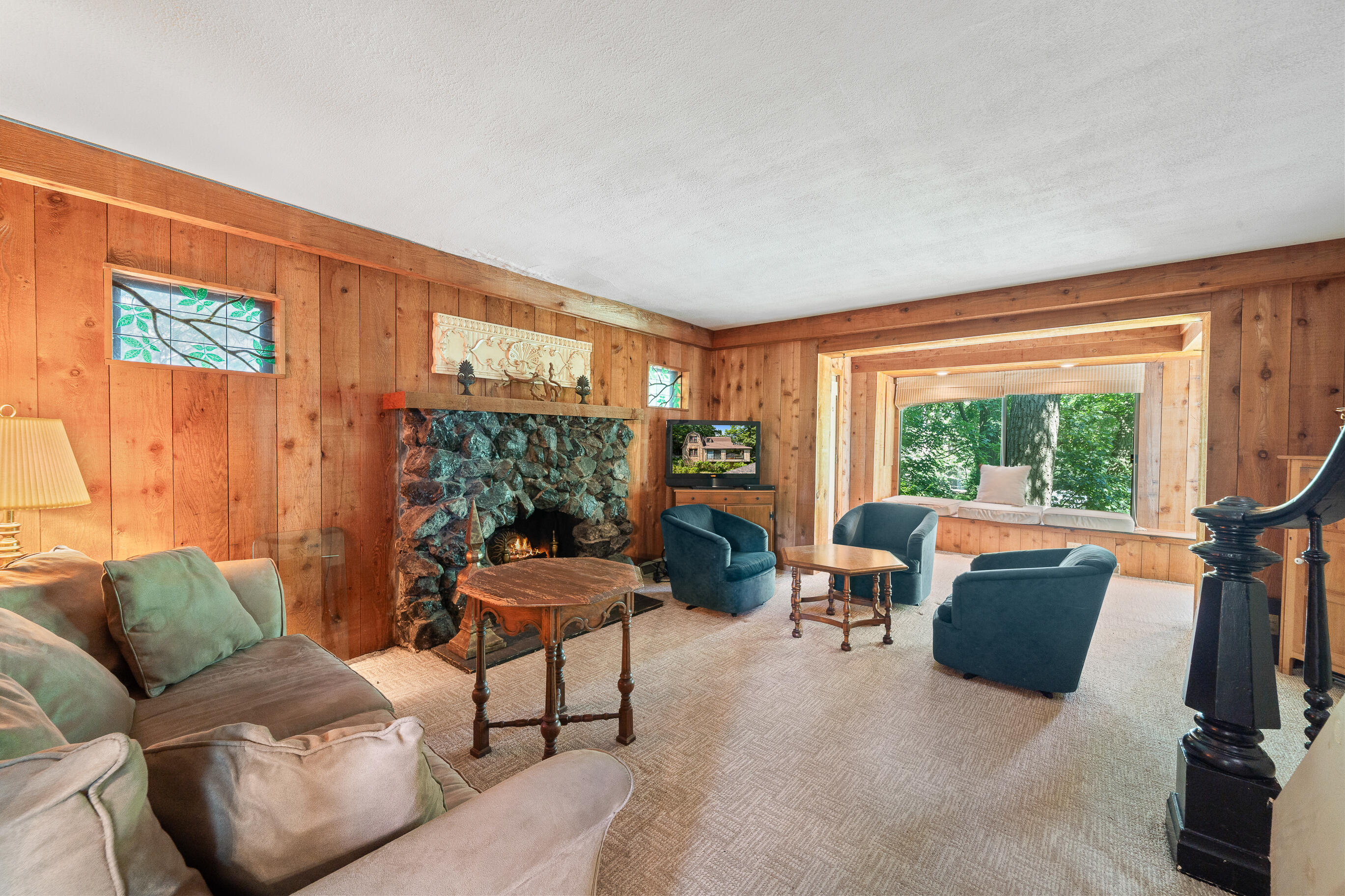 N2345 Greenview Dr