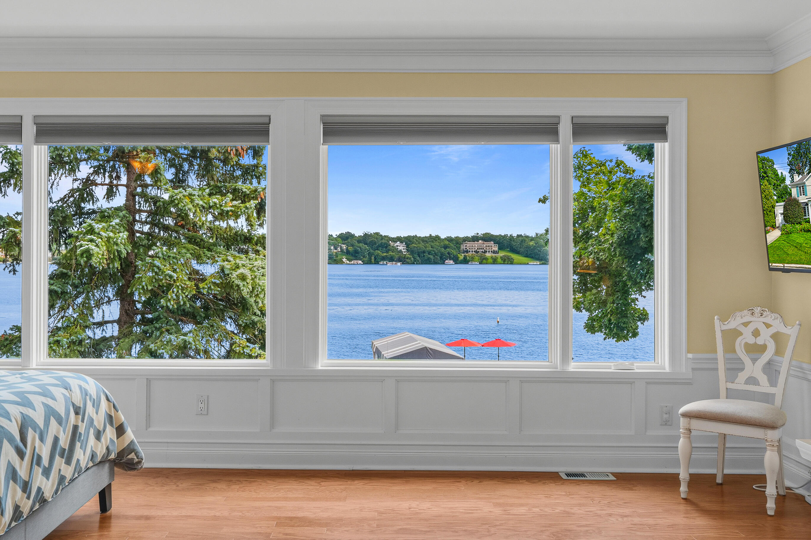 1530 Lake Shore Dr