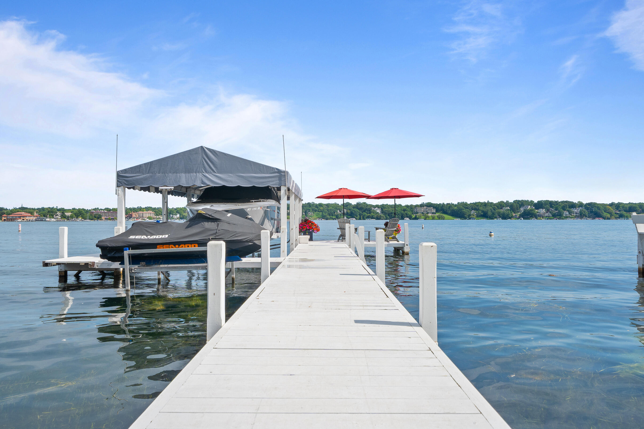 1530 Lake Shore Dr