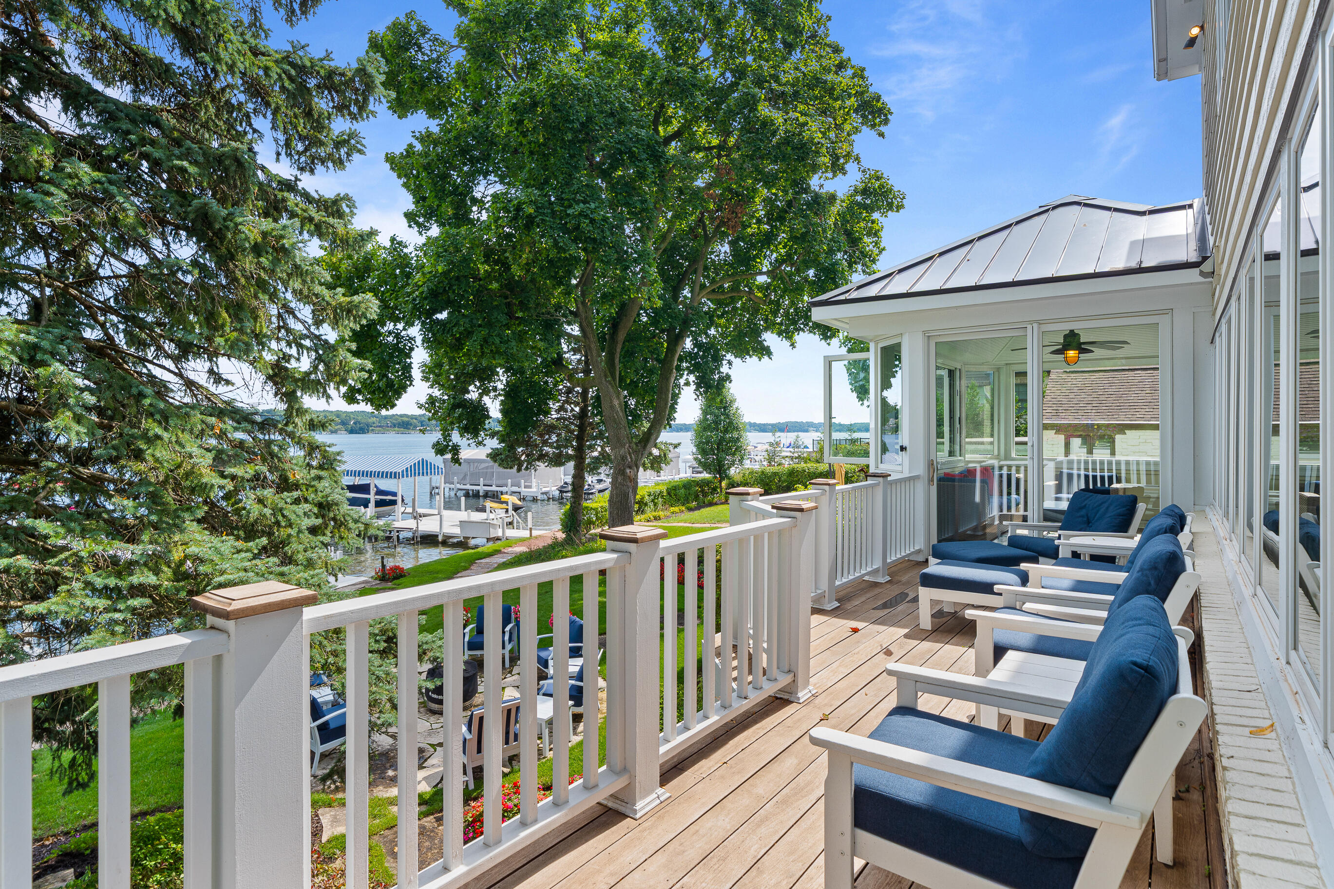 1530 Lake Shore Dr