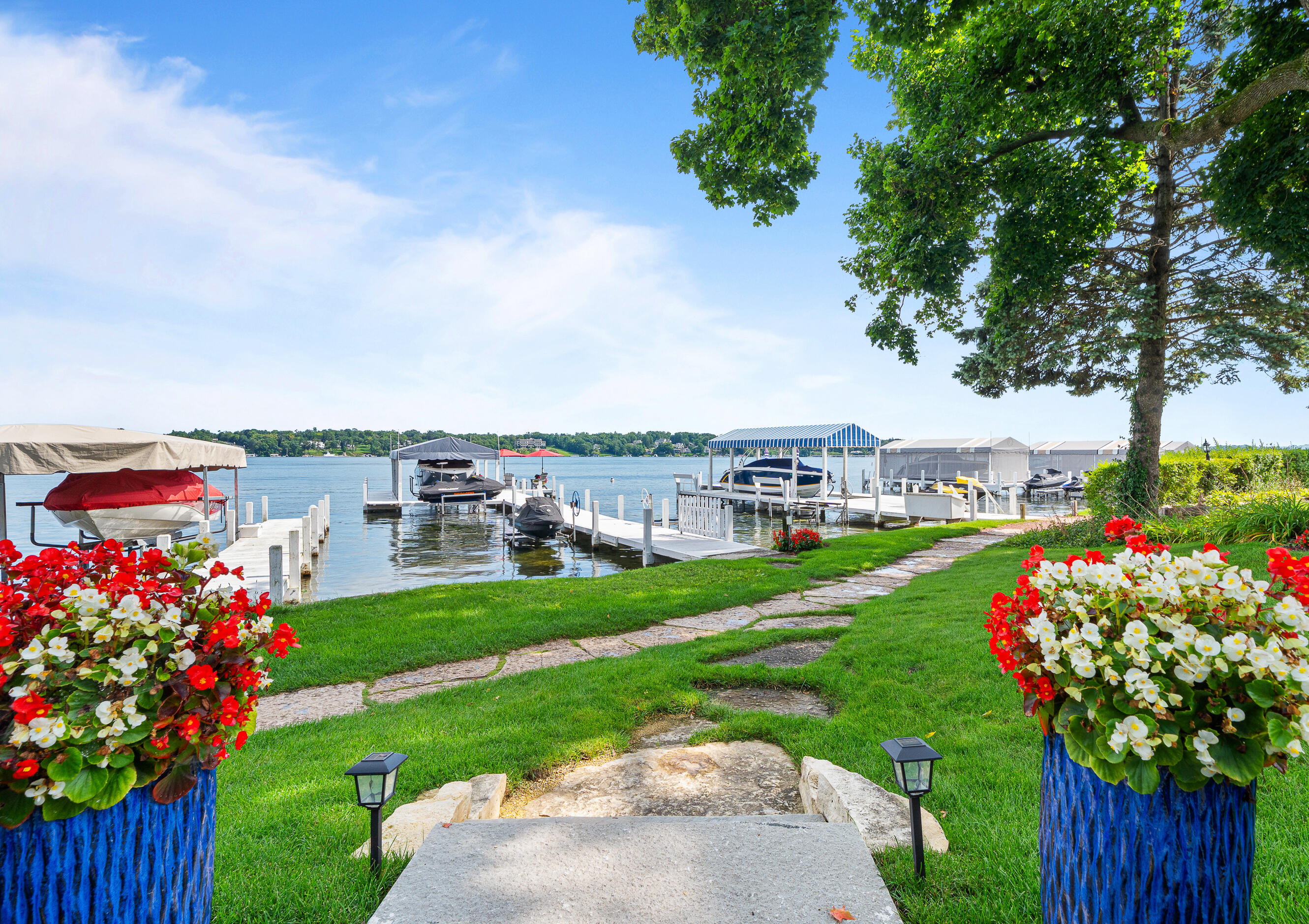 1530 Lake Shore Dr