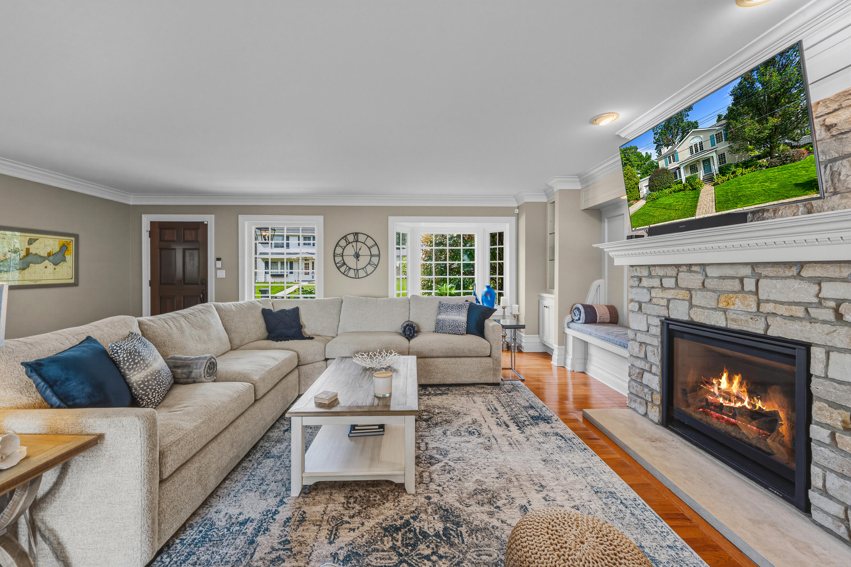 1530 Lake Shore Dr