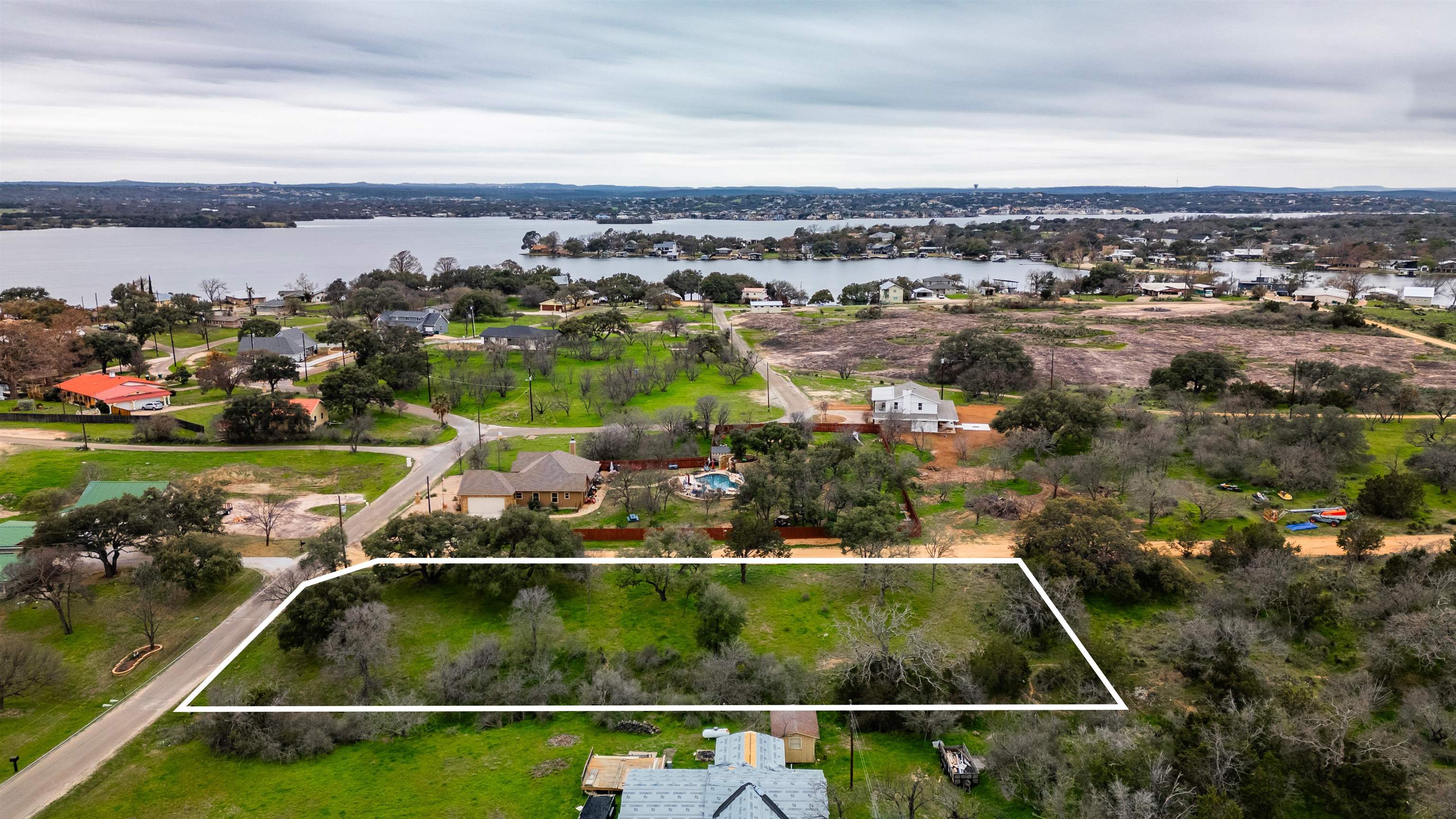 Lot 816 - 820 Castlehills/Redhill Drive