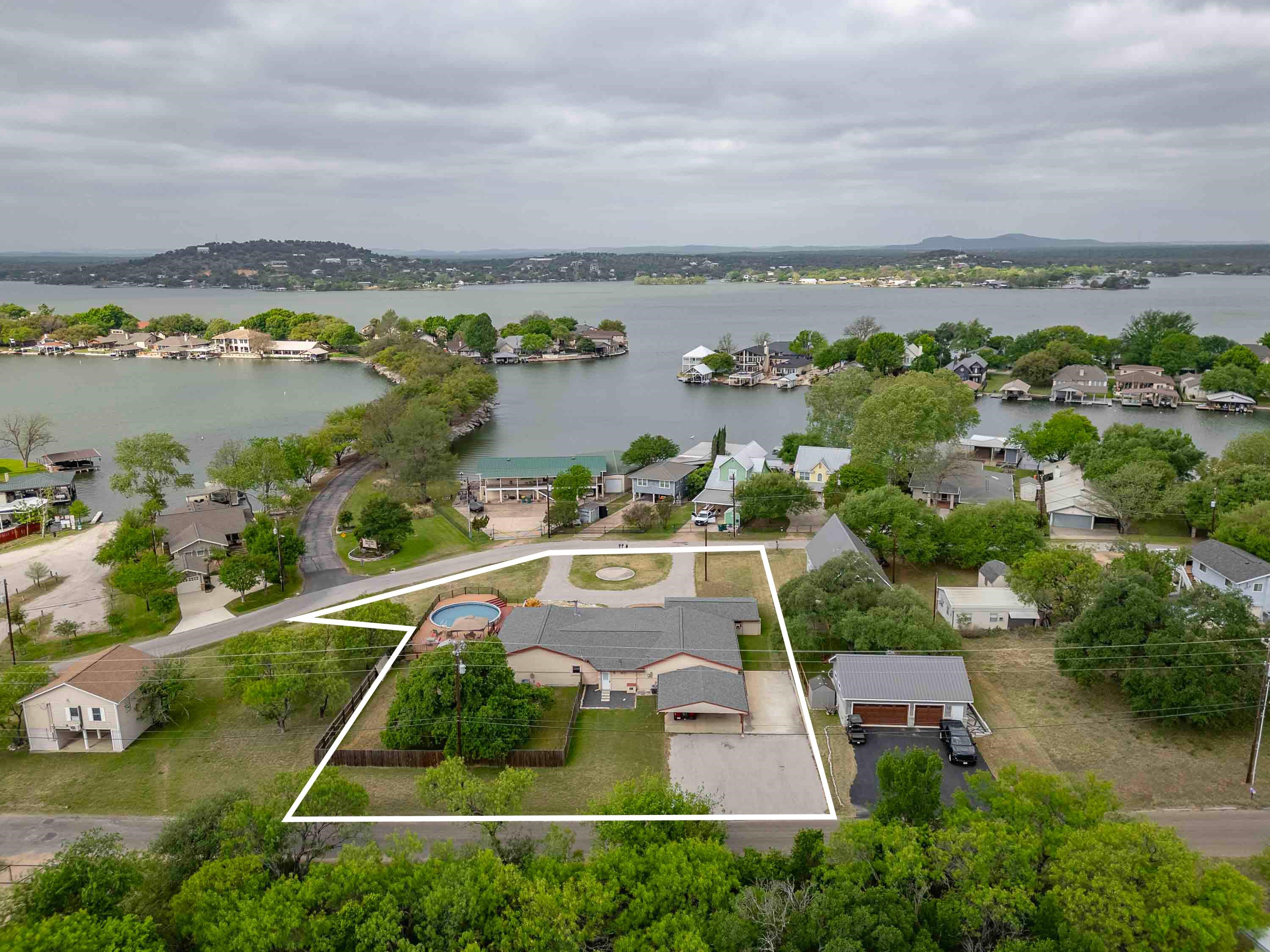 1307 Hillcrest Drive