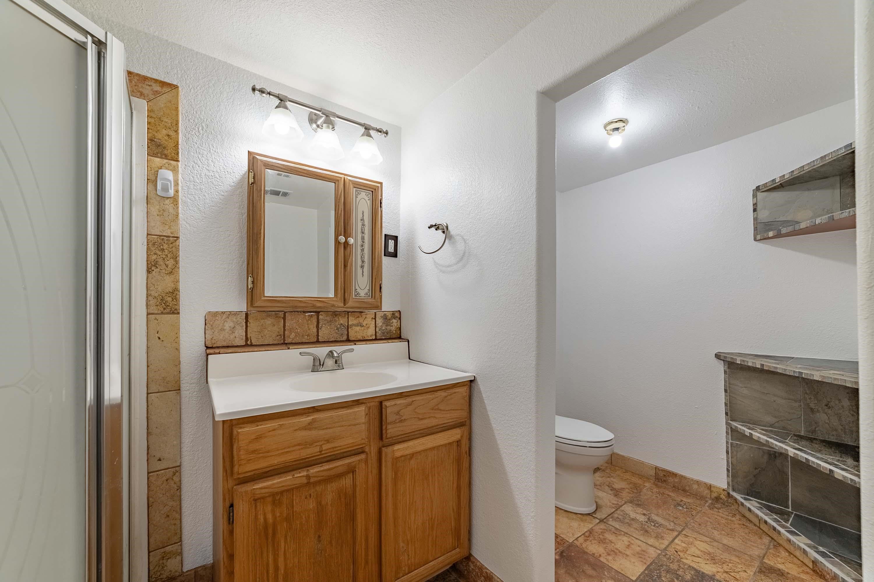 1307 Hillcrest Drive