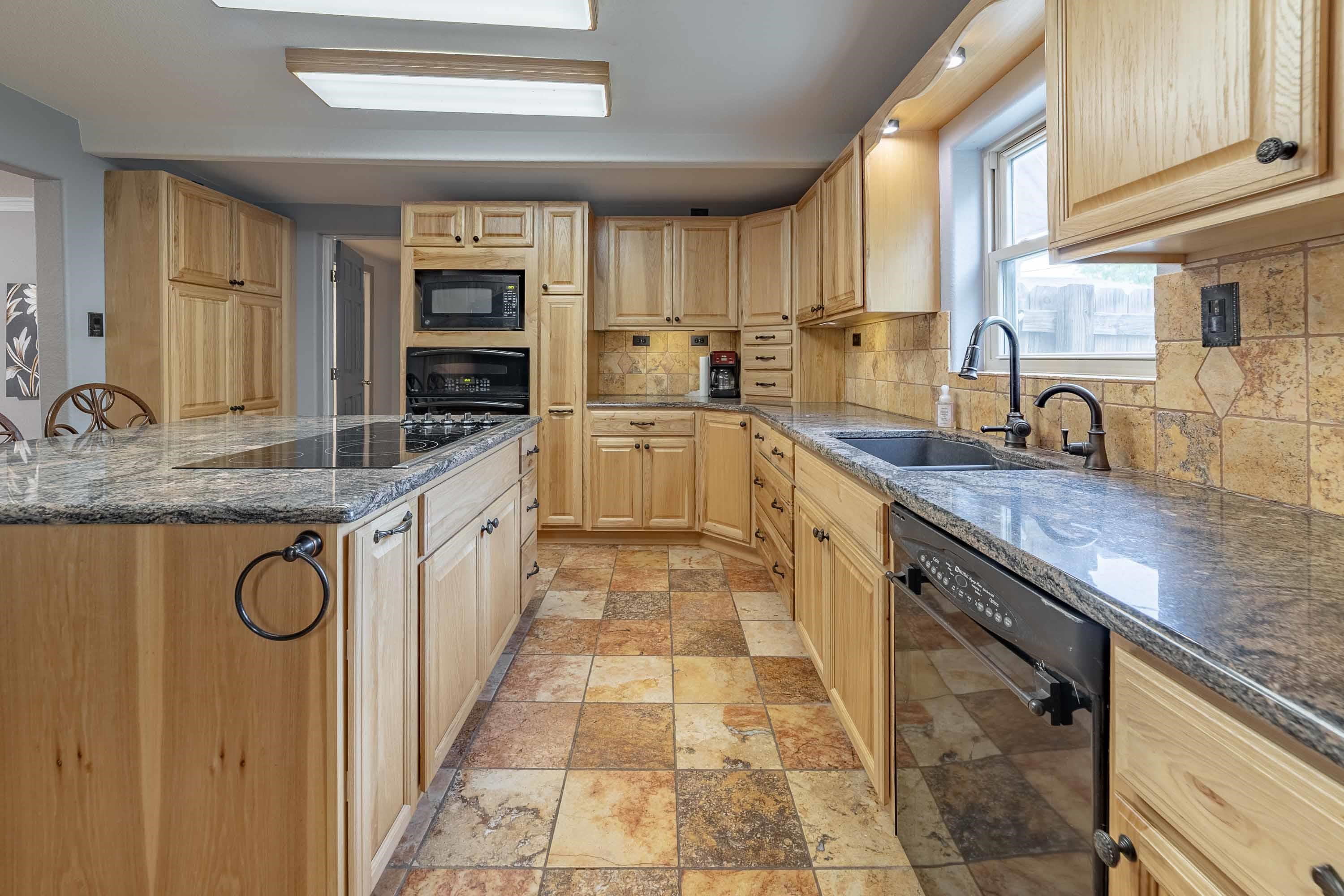 1307 Hillcrest Drive