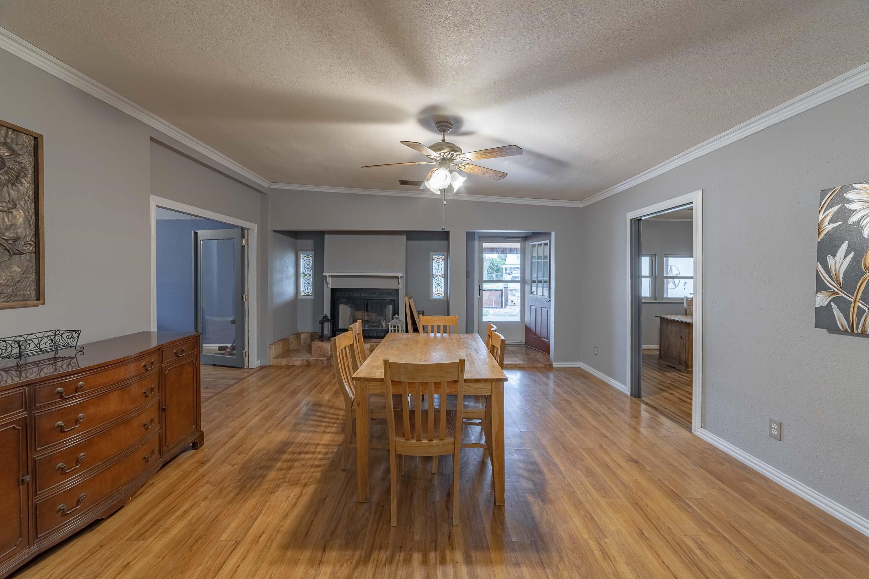 1307 Hillcrest Drive