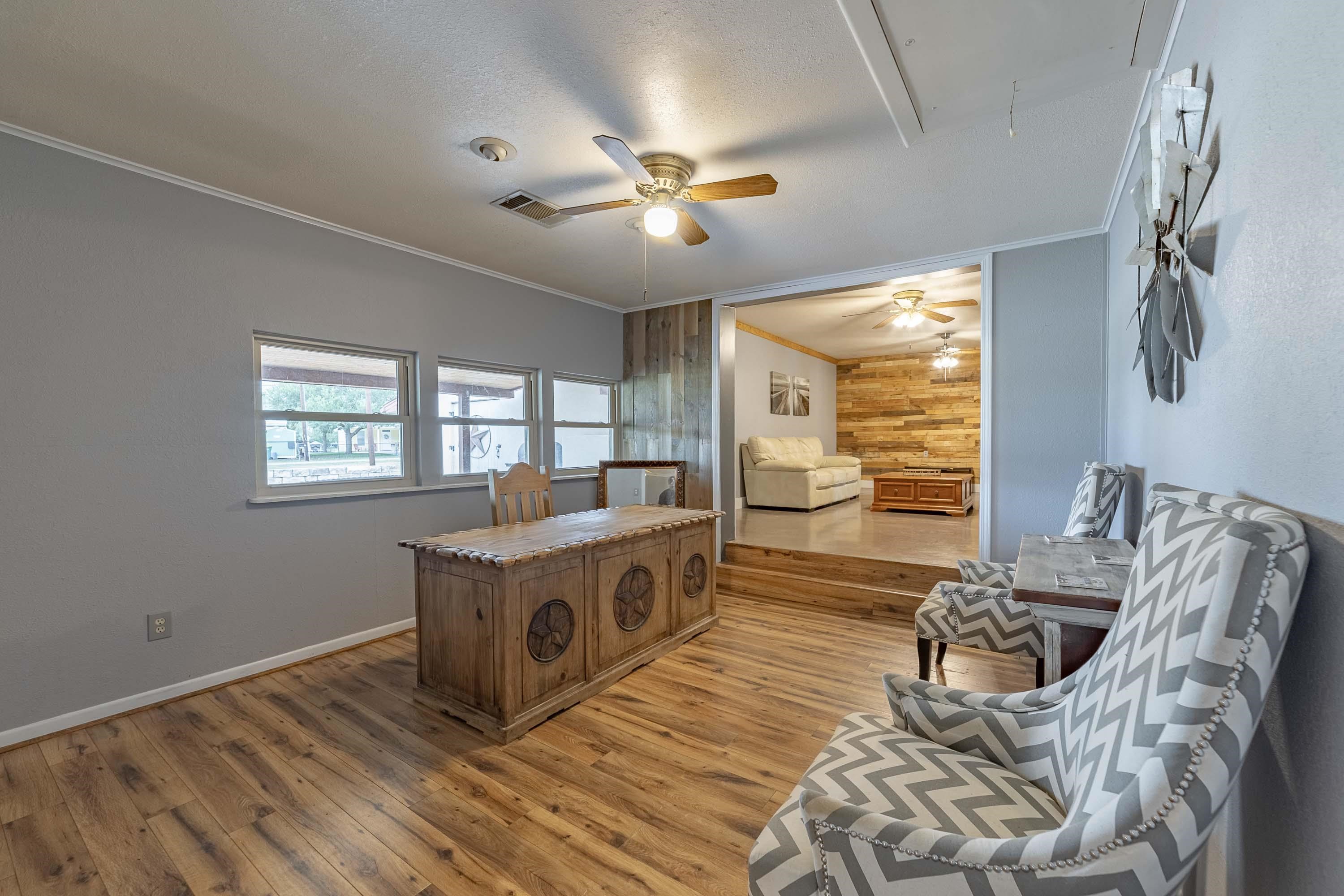 1307 Hillcrest Drive