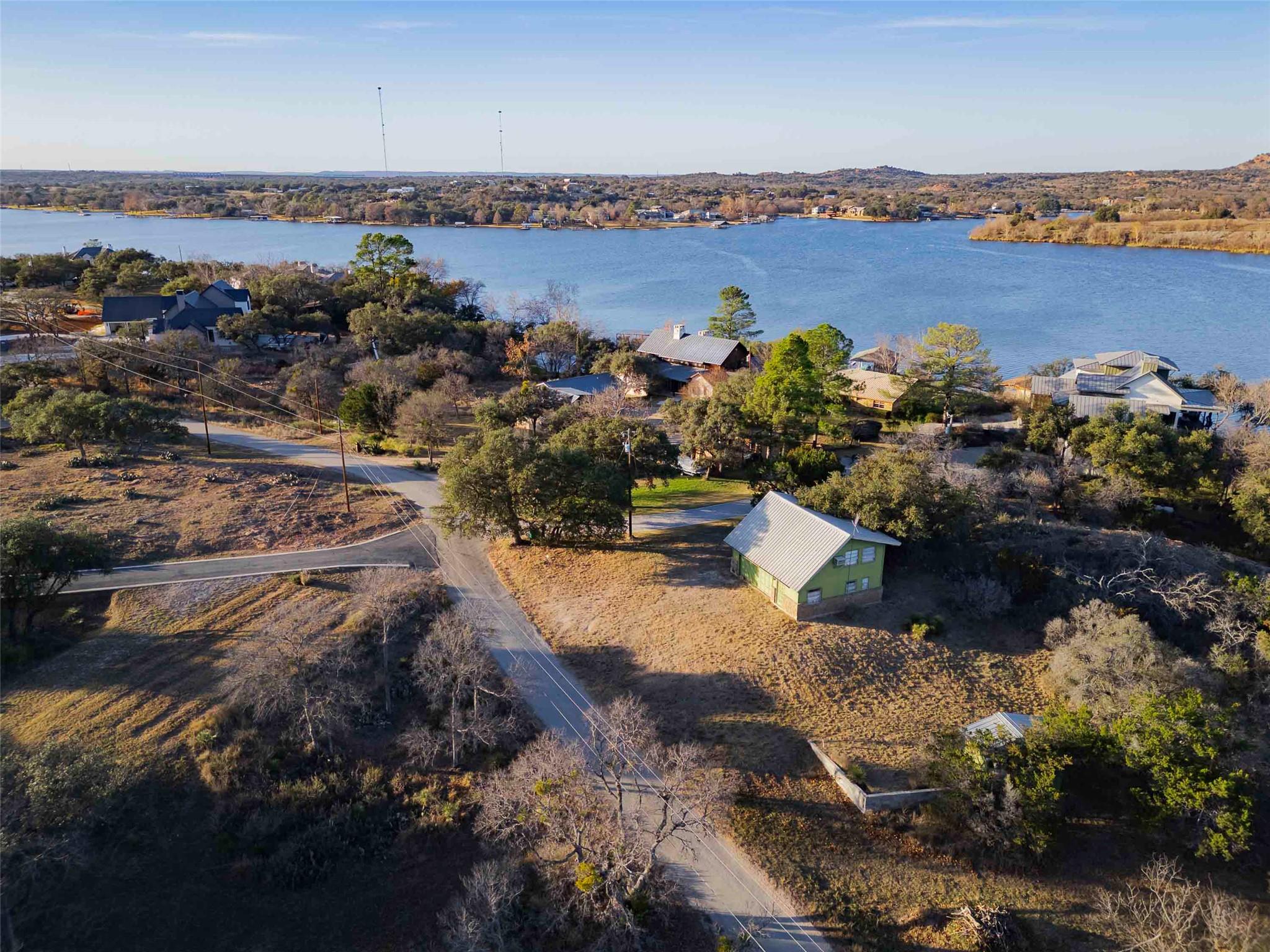 185 Roadrunner LN