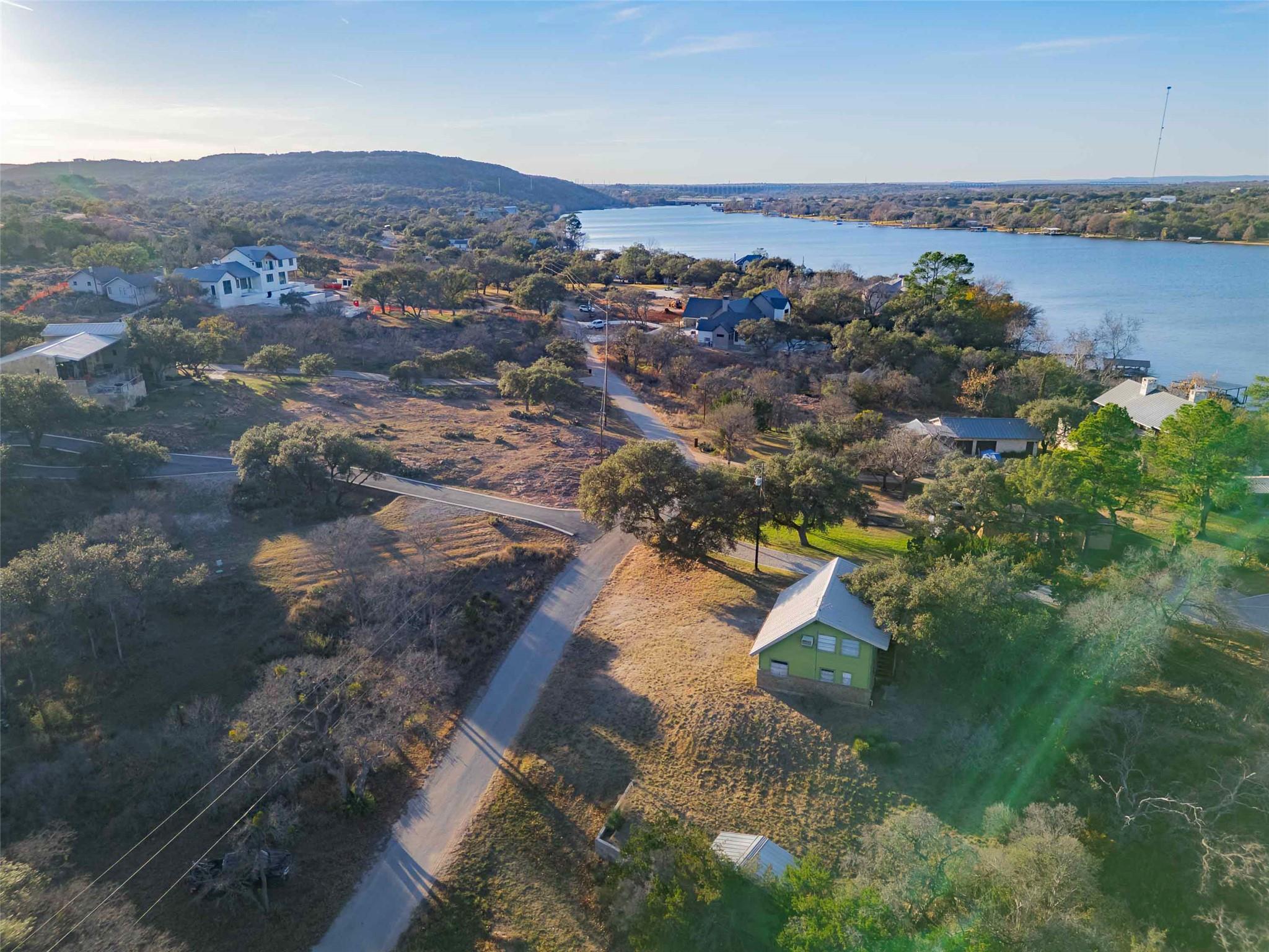 185 Roadrunner LN
