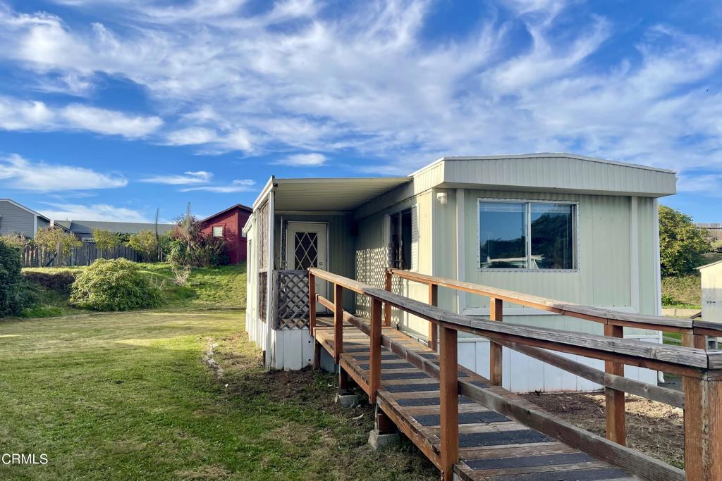 32800 Highway 20 11