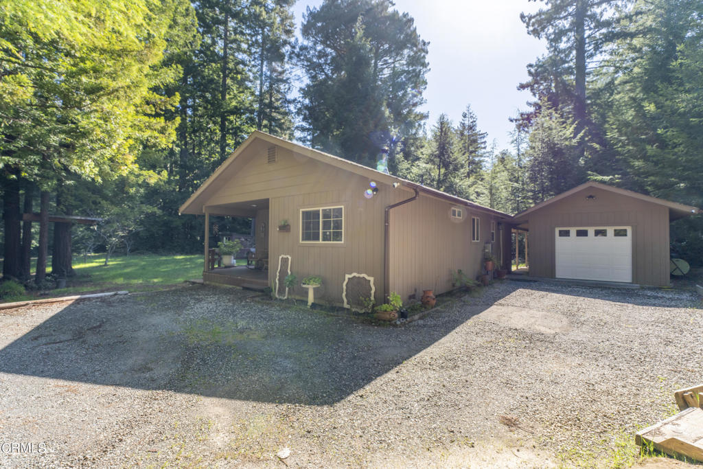 8095 Outlaw Springs Road