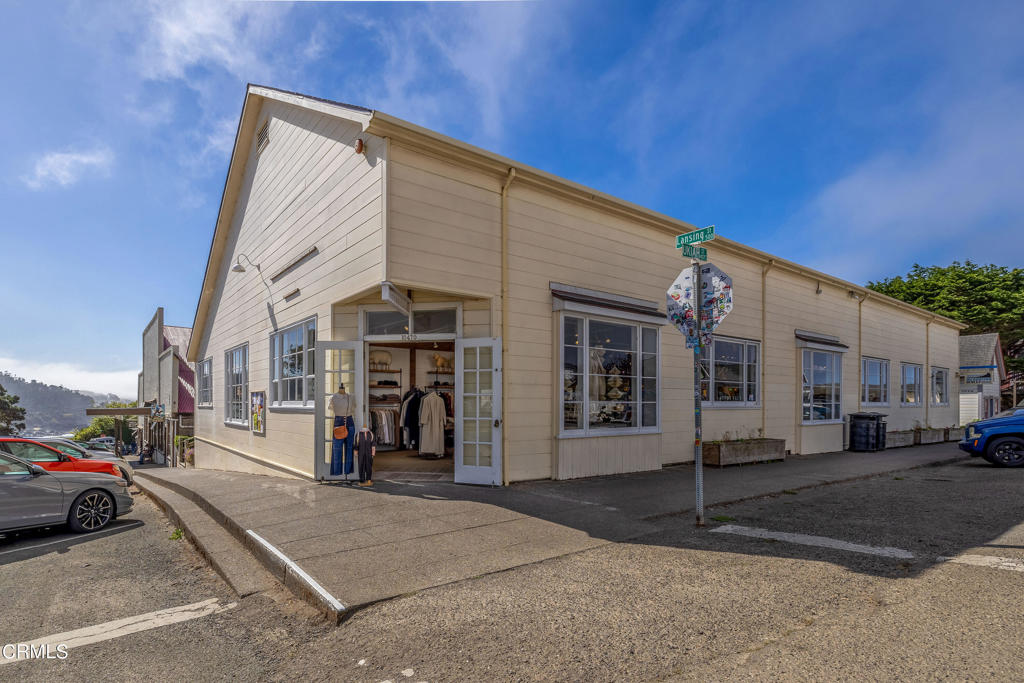 10470 Lansing Street