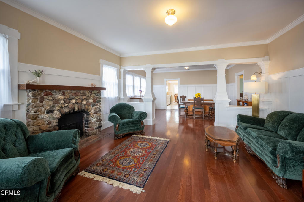 226 W Pine Street