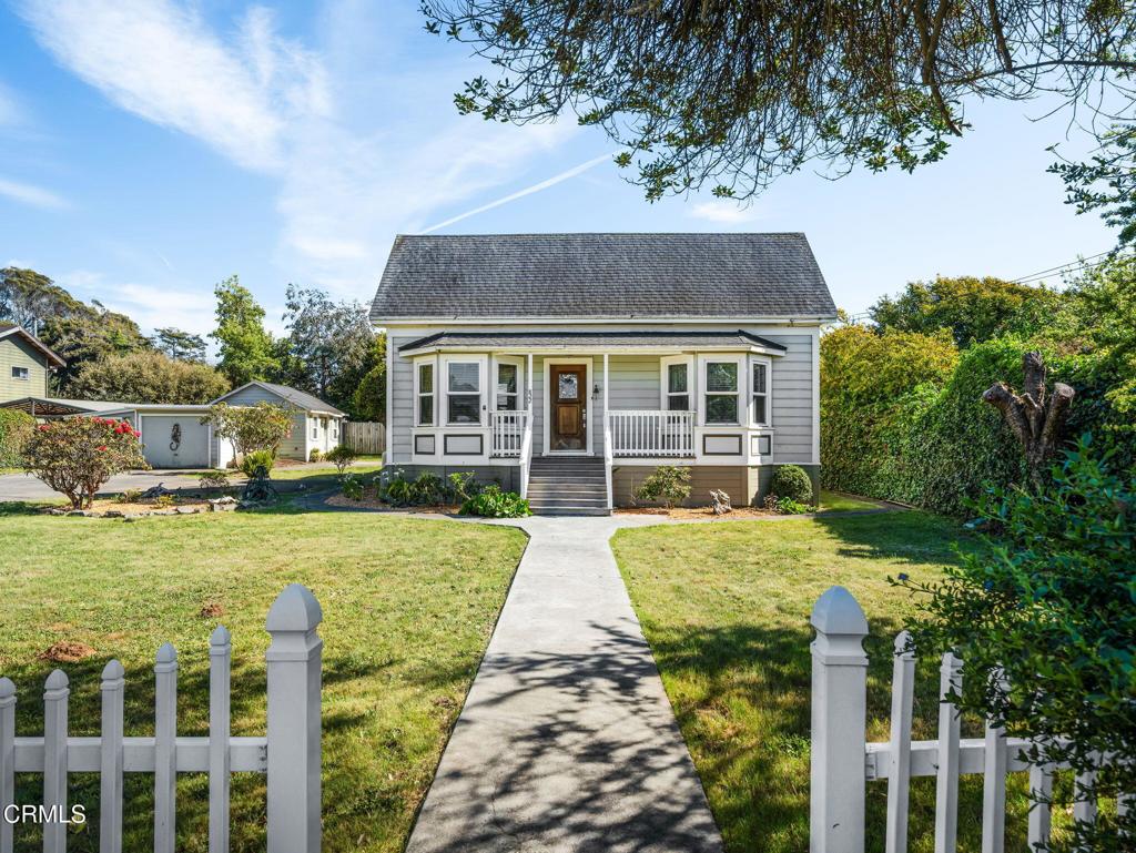 822 E Laurel Street