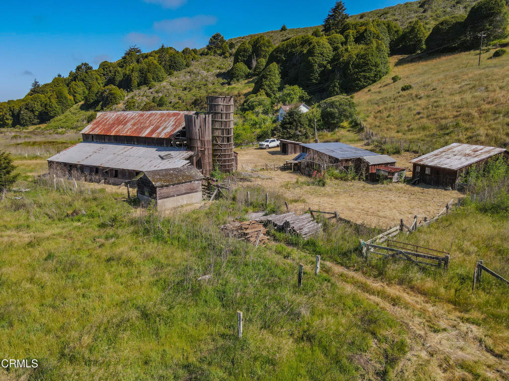 42000 Mountain View Road