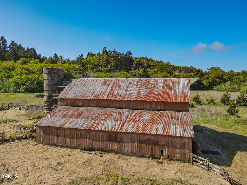 42000 Mountain View Road