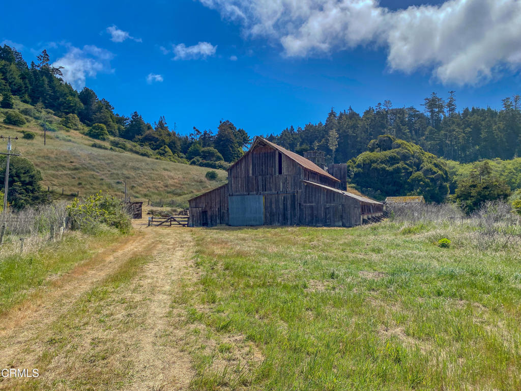 42000 Mountain View Road