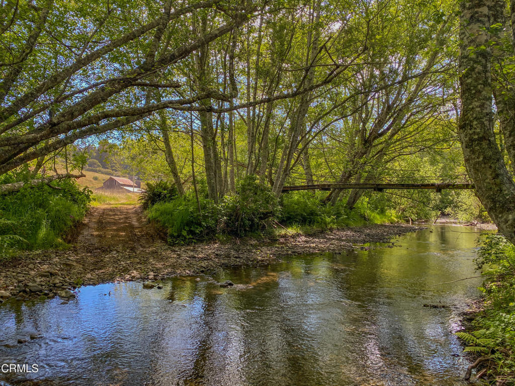 42000 Mountain View Road