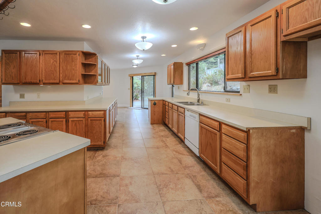 31600 Little Valley Road