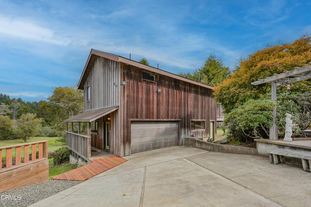 31600 Little Valley Road