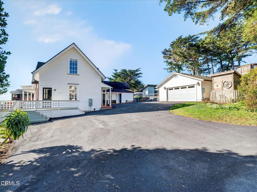 44900 Little Lake Road