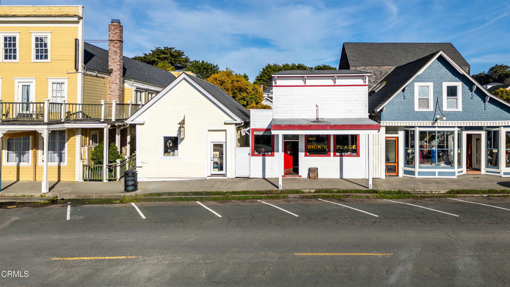 45070 Main Street