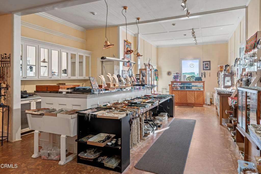 45070 Main Street