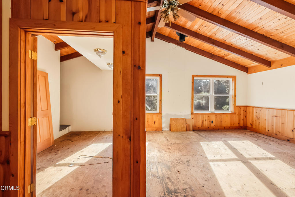 45180 Headlands Drive