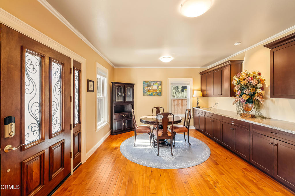 45180 Headlands Drive