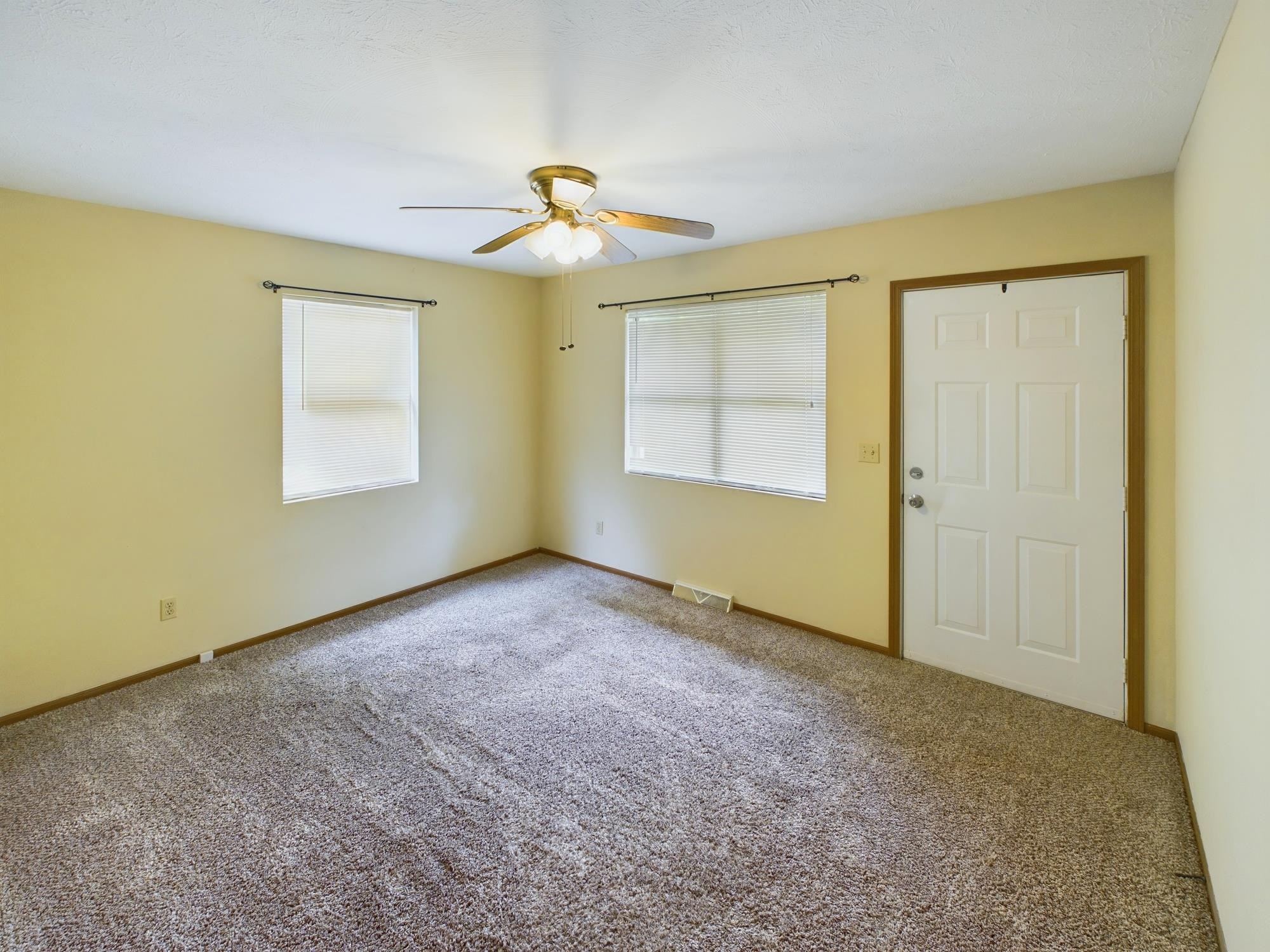 614 Hollow Road