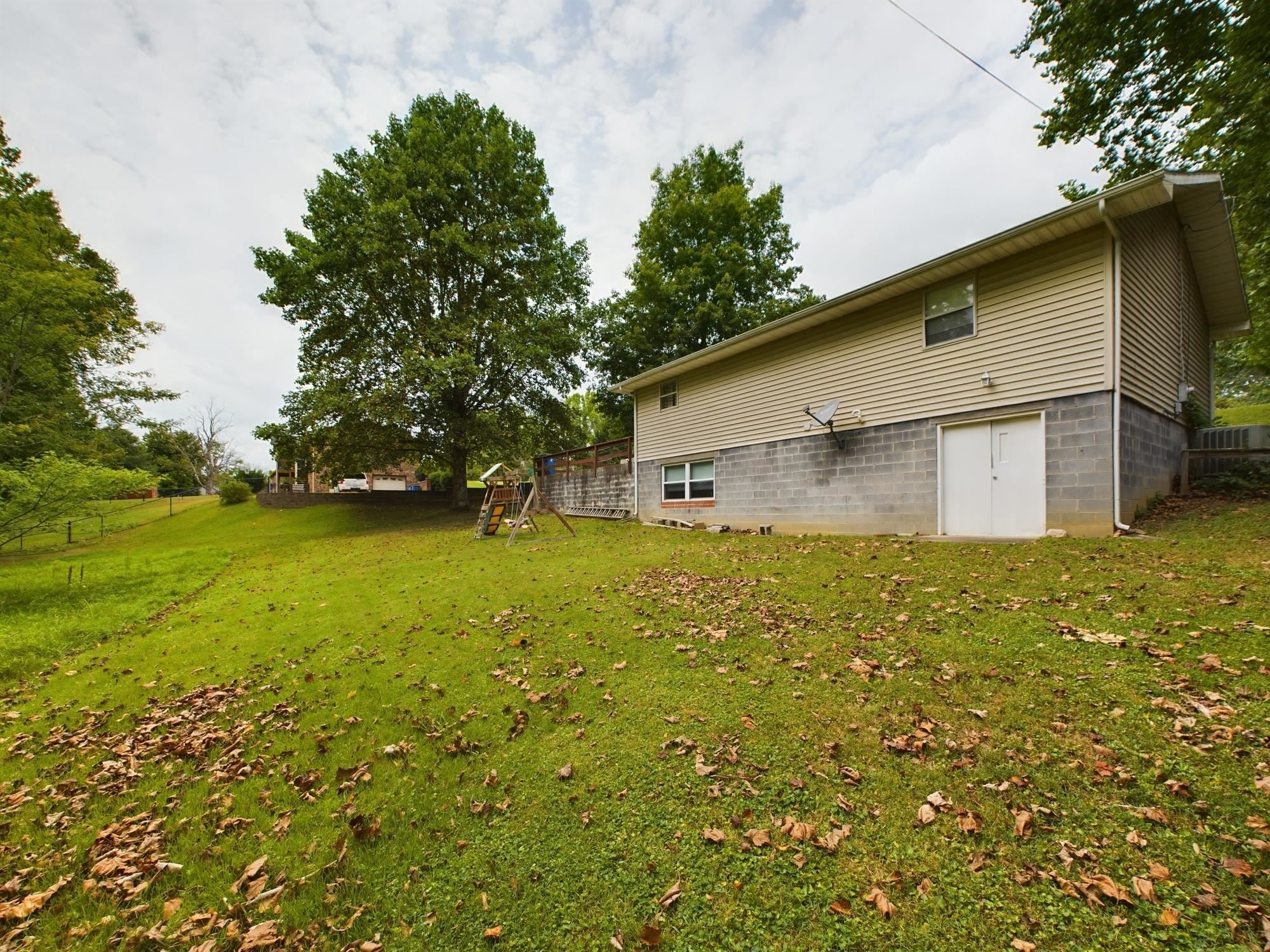 614 Hollow Road