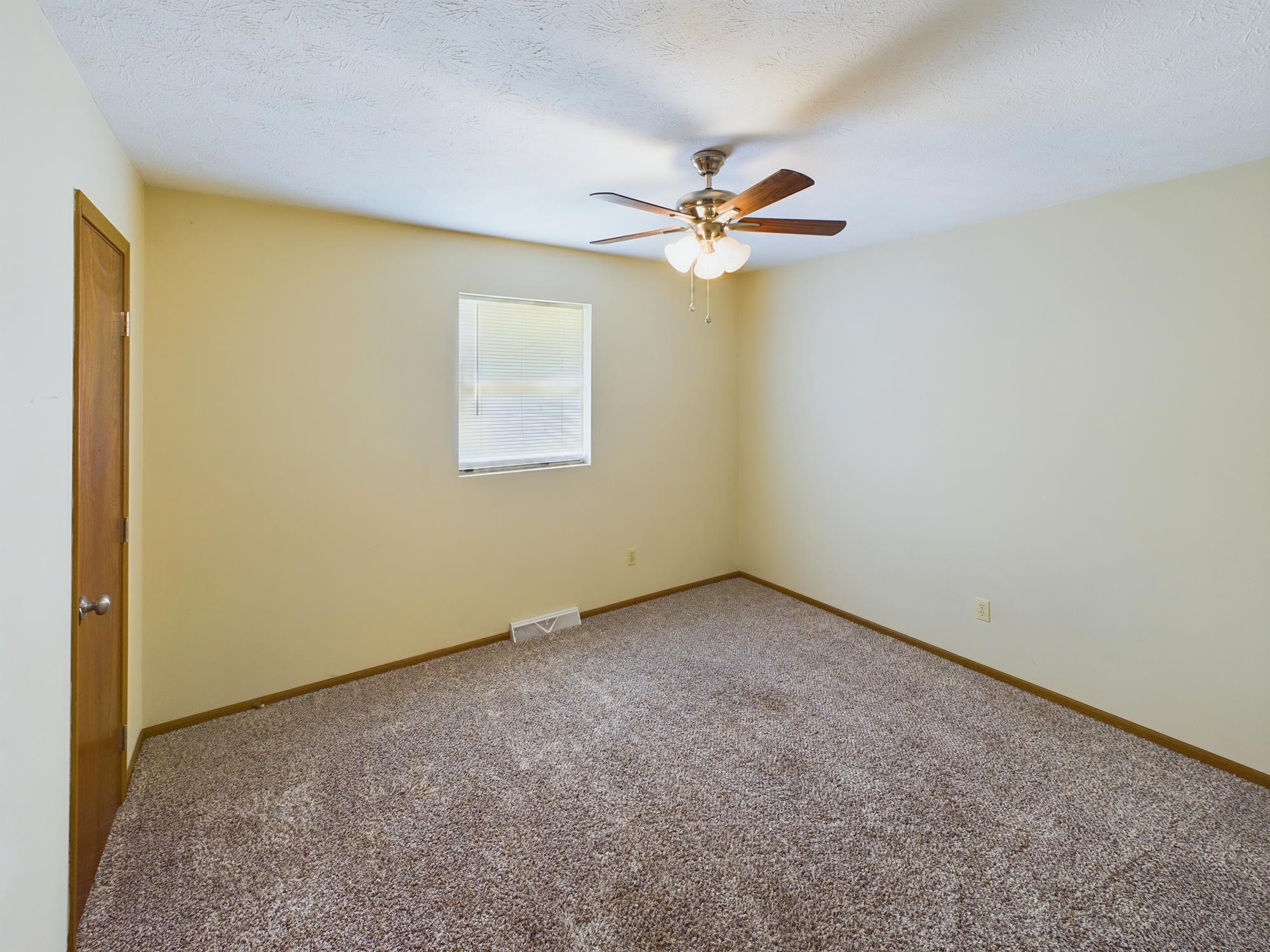 614 Hollow Road