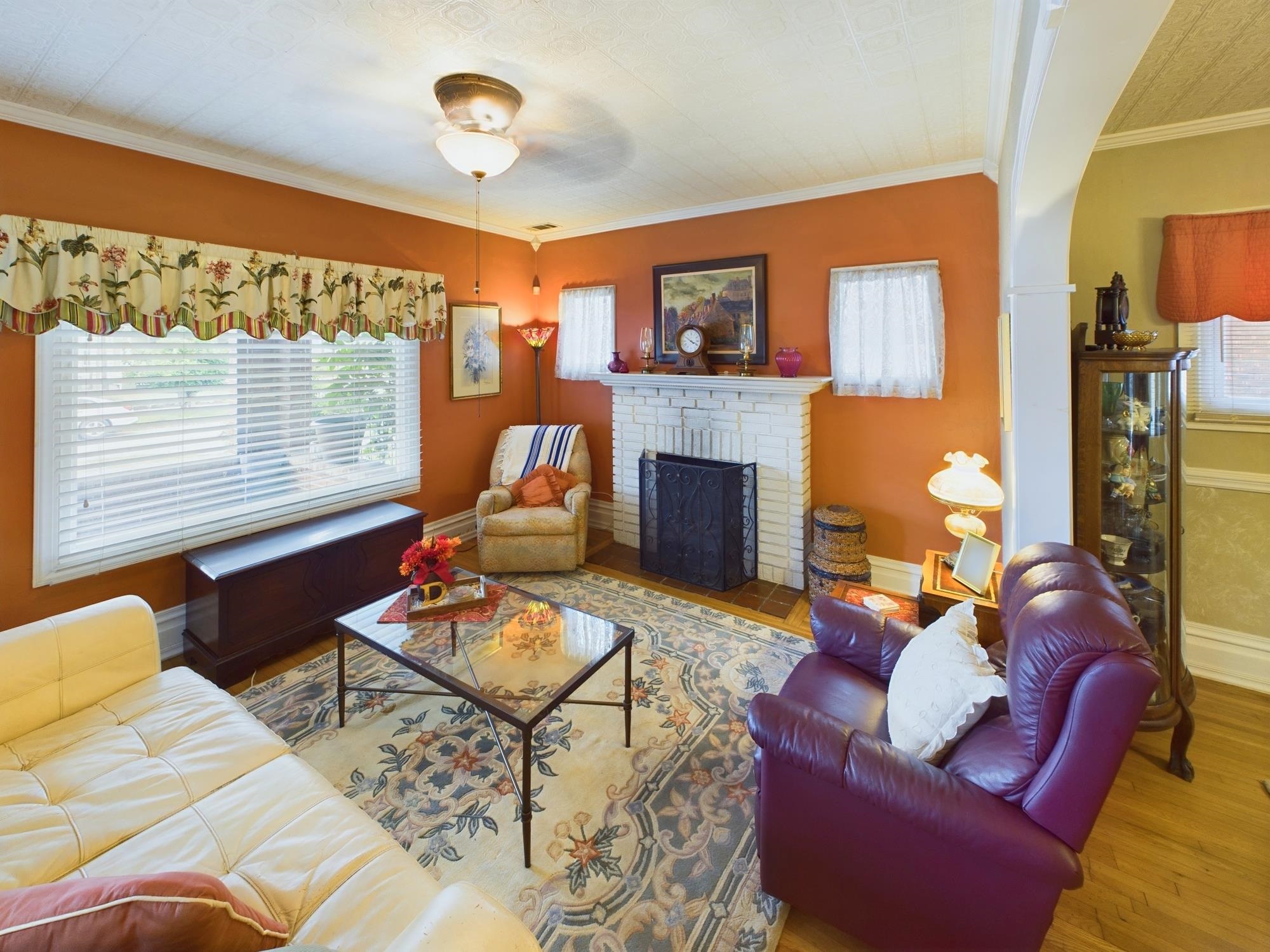 715 4th street west