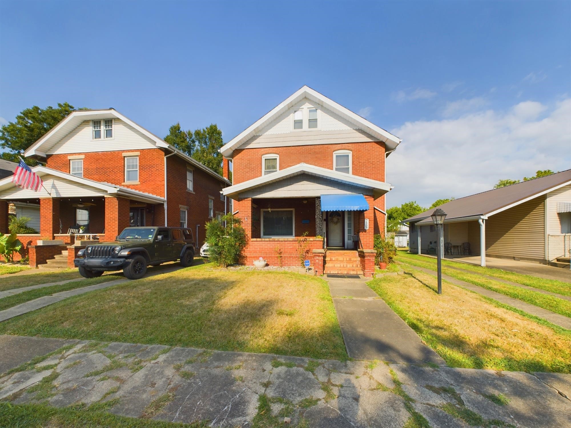 715 4th street west