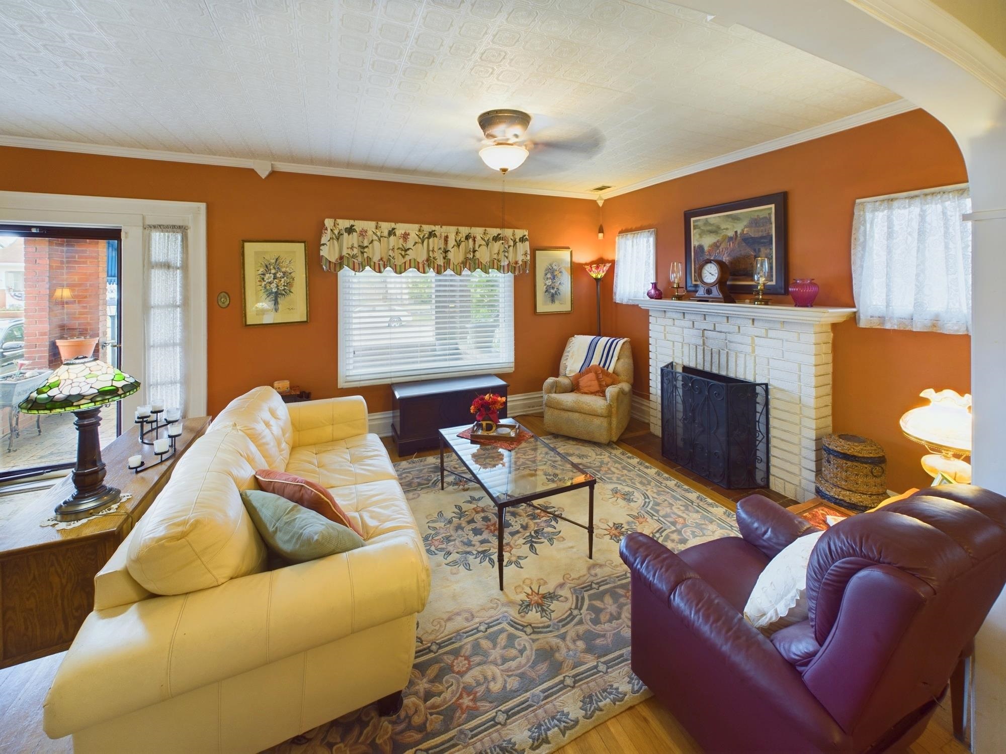 715 4th street west