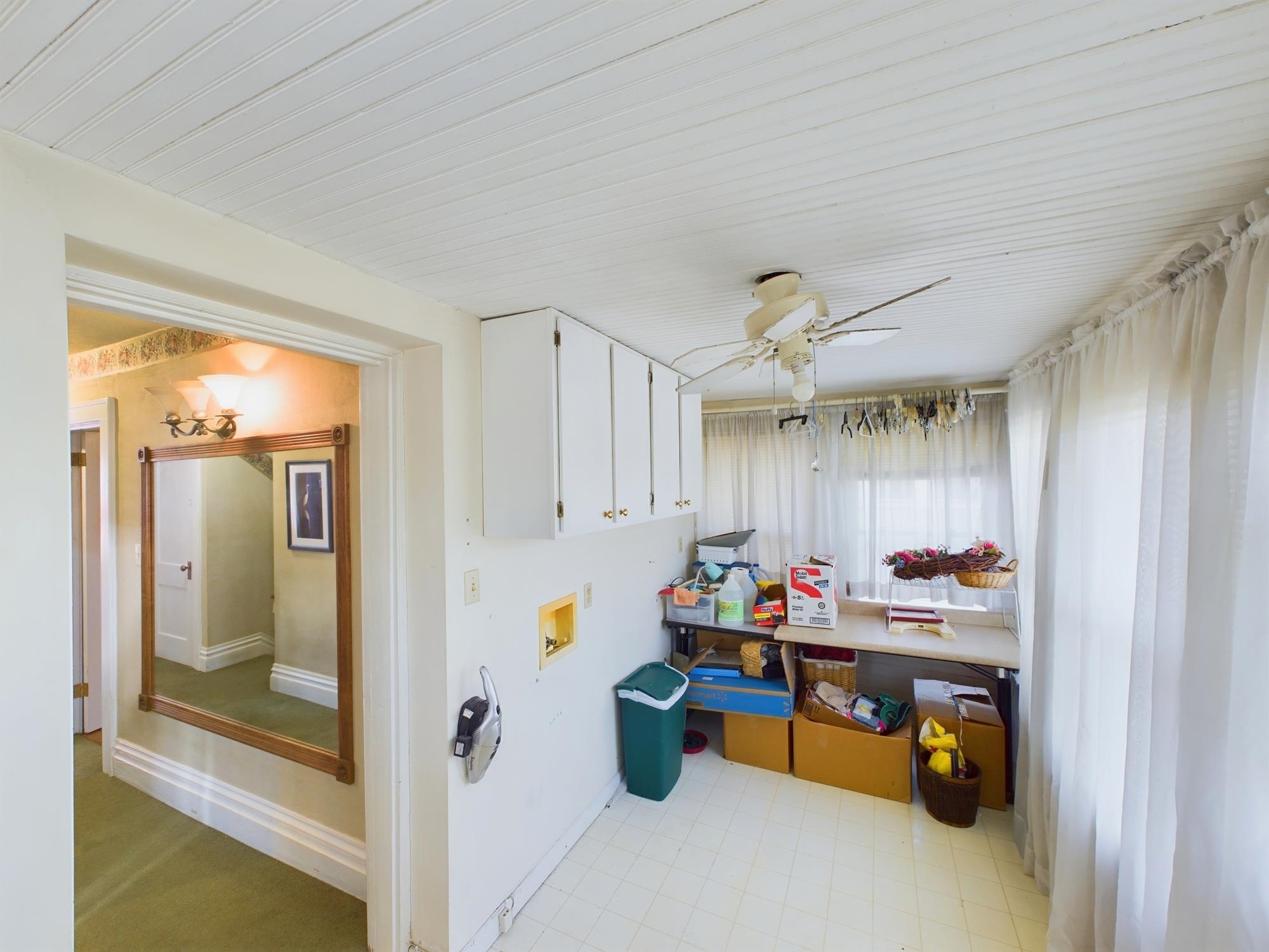 715 4th street west