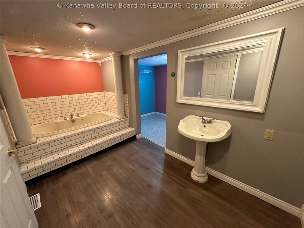 1307 Turtle Creek Road