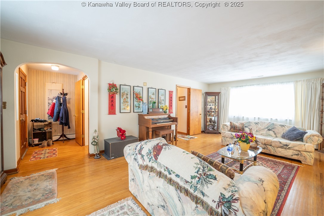 2728 Kanawha Terrace