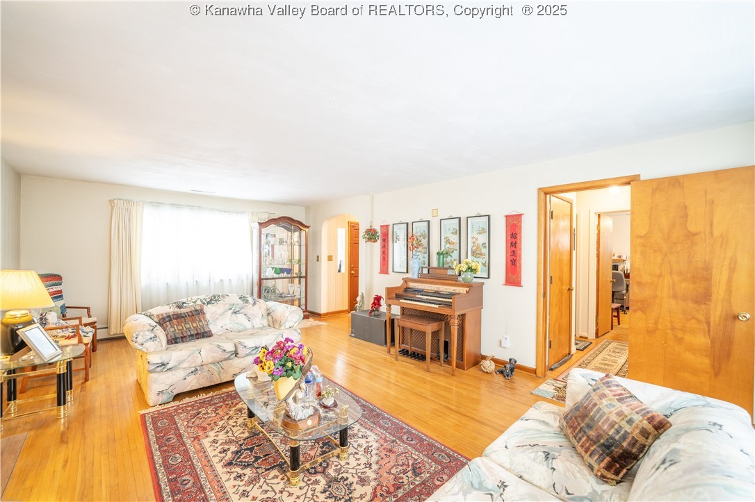 2728 Kanawha Terrace