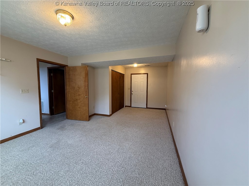 433 Kingswood Drive