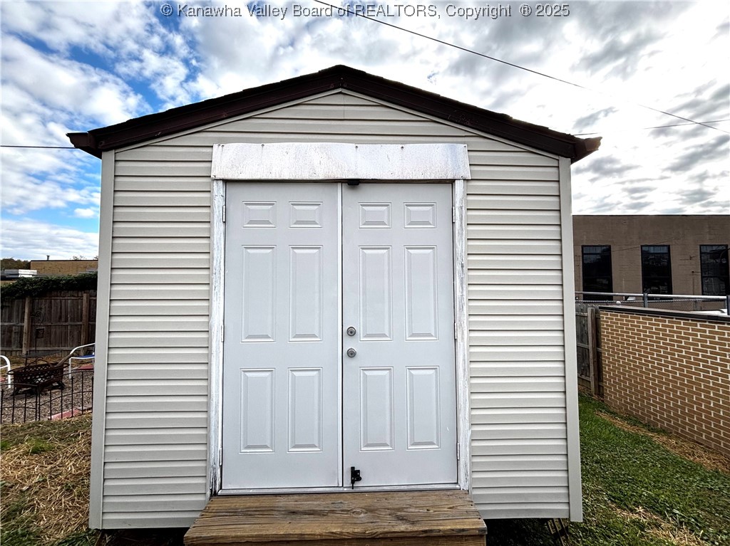 56 Spanish Oak Drive